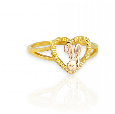 Anillo de corazon con inicial en oro rosa